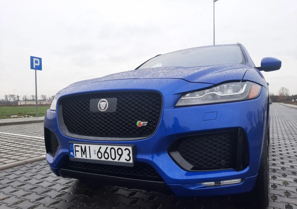 Jaguar F-Pace cena 149900 przebieg: 66895, rok produkcji 2018 z Miastko małe 529